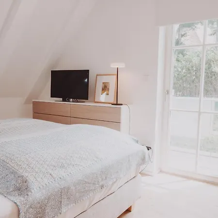 度假居 Ferienhaeuser Doppelhaushaelfte Am Grenzweg 阿伦斯霍普